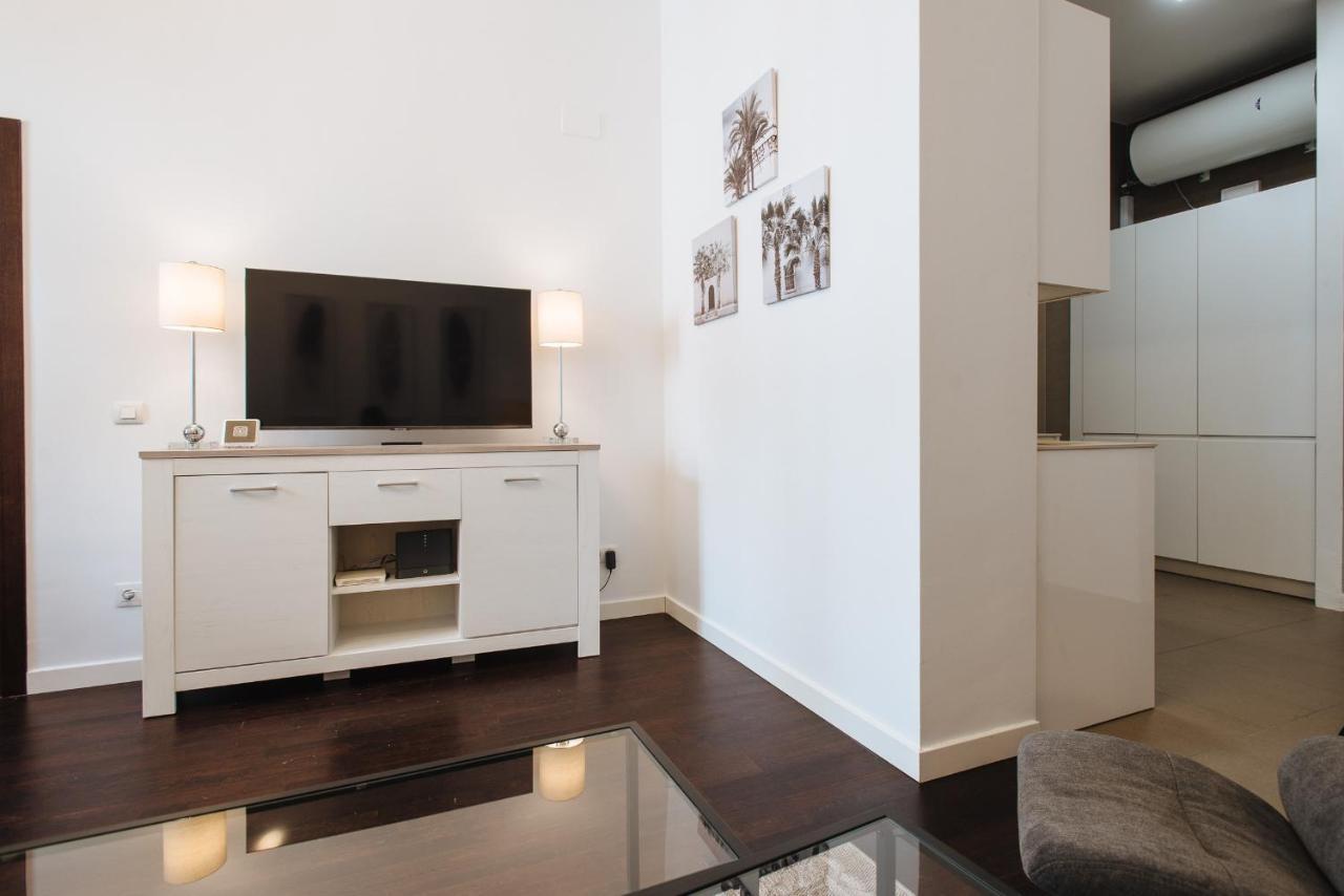 Apartamento Puerta Real - Free Parking Sevilla Kültér fotó