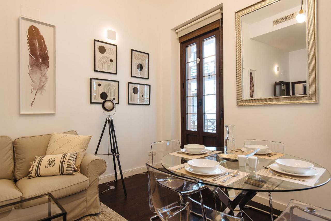 Apartamento Puerta Real - Free Parking Sevilla Kültér fotó