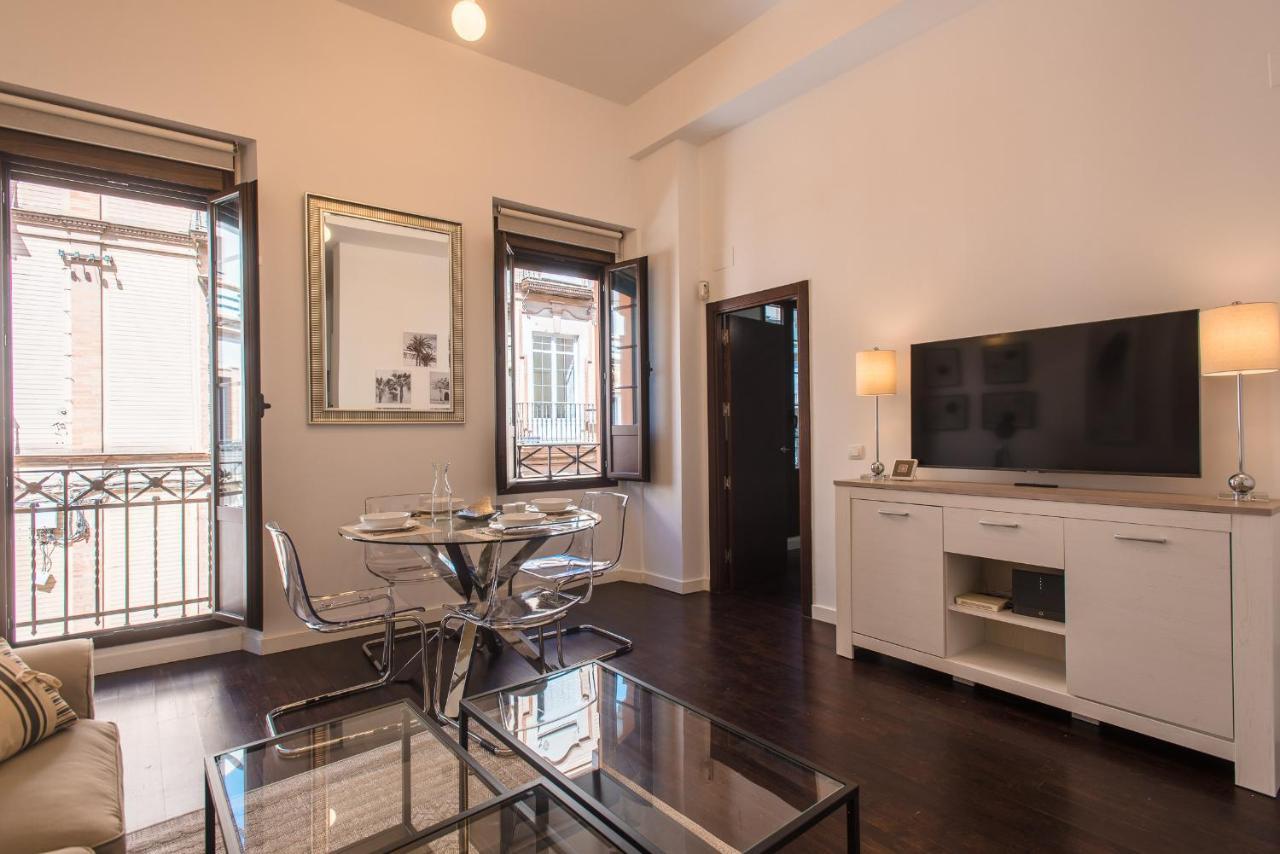 Apartamento Puerta Real - Free Parking Sevilla Kültér fotó