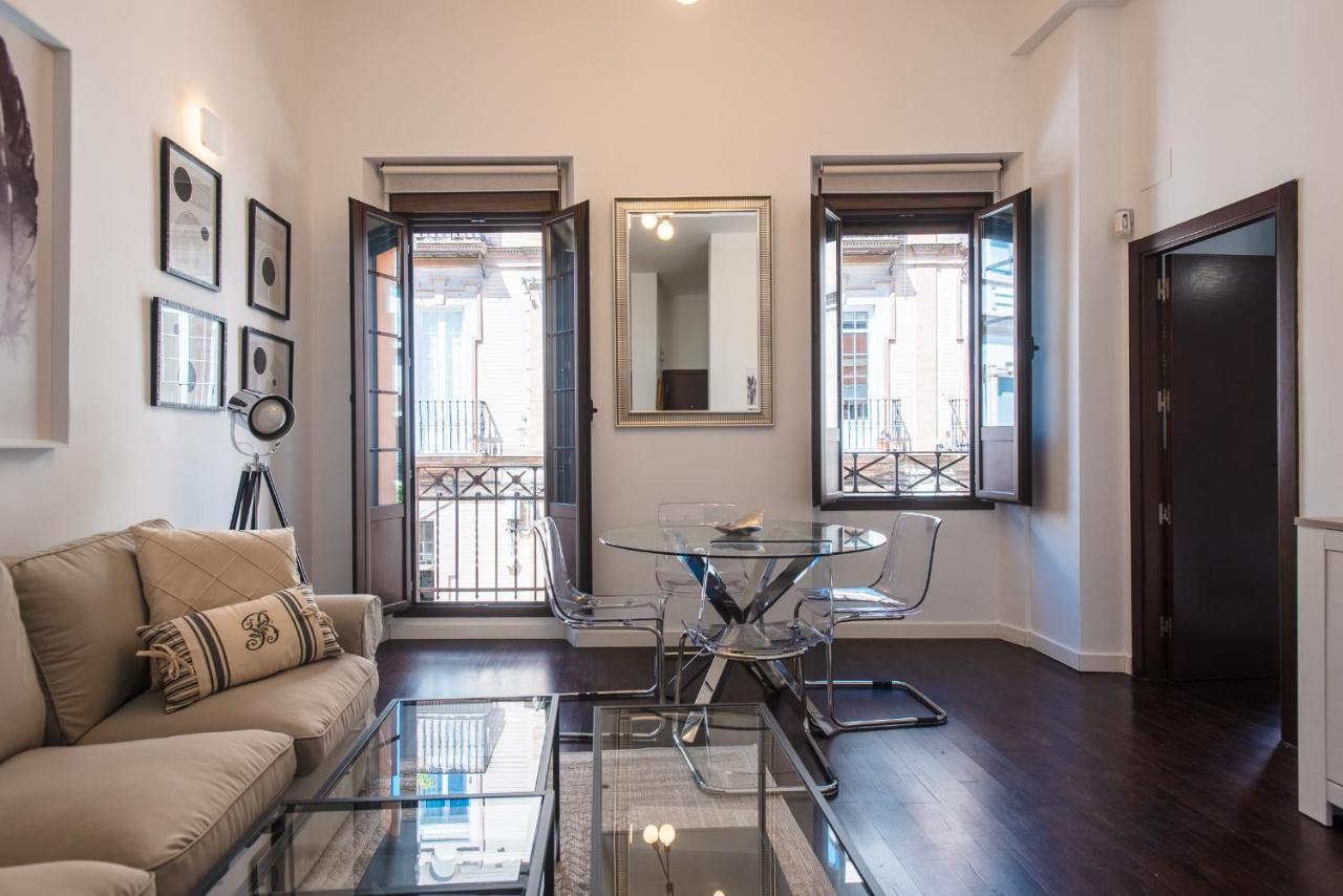 Apartamento Puerta Real - Free Parking Sevilla Kültér fotó
